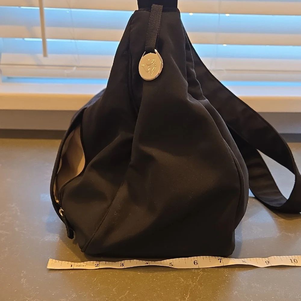 Medela Breast Pump And Storage Cooler Bag